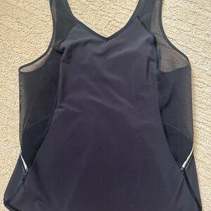 Lululemon tank top. Size 6